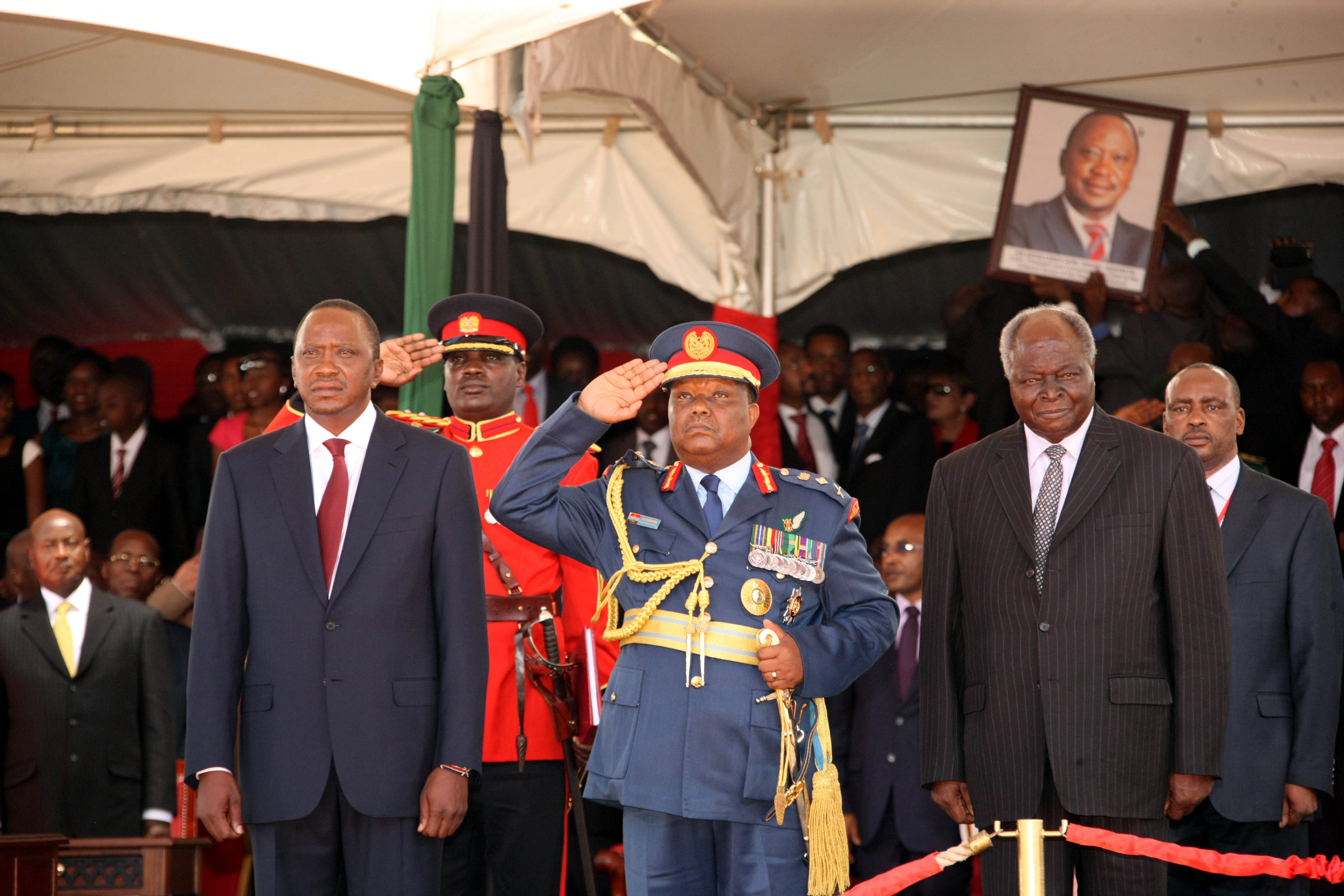 President Uhuru Kenyatta Inauguration as the 4th President of Kenya at Kasarani Stadium Photo with the 3rd President Mwai Kibaki