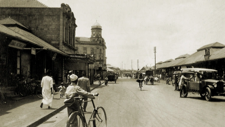 Kenya officially becomes a Crown Colony (1920)_ Baraza Street in 1922.webp