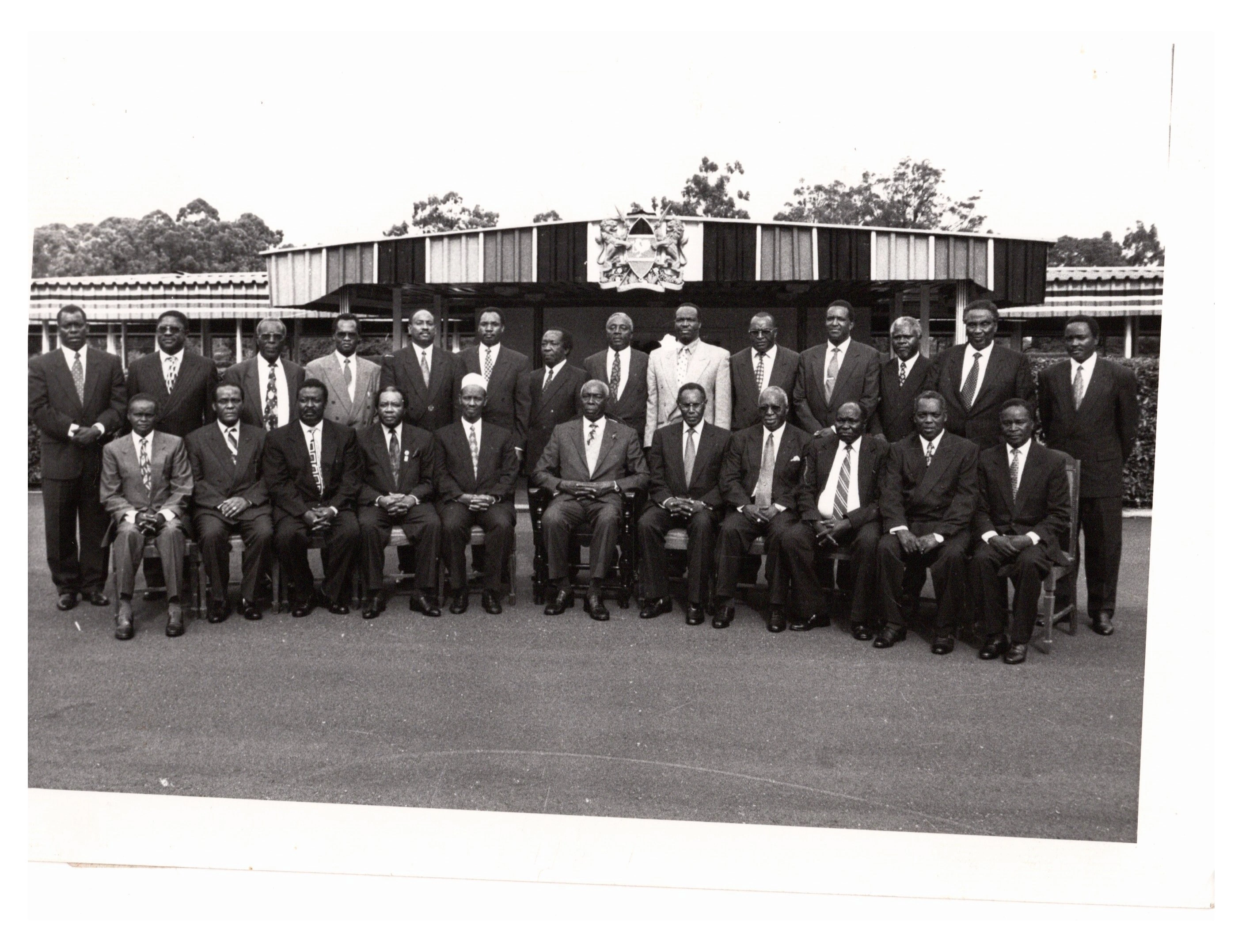 President Daniel Arap Moi poses for a picture with all the Cabinet ministers sworn in at State House Nairobi_1997